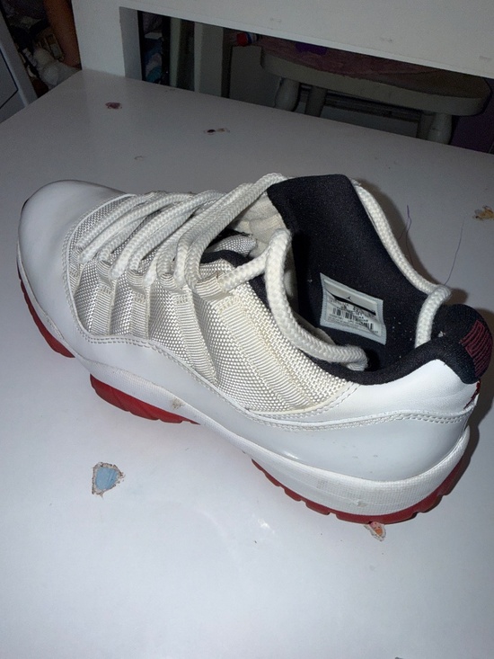 Jordan 11 low cherry bottom main image 14